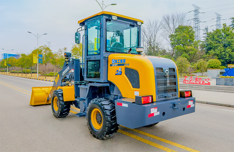 XCMG Official Small Front Loader 1 ton Chinese mini articulated wheel loader LW156FV for sale